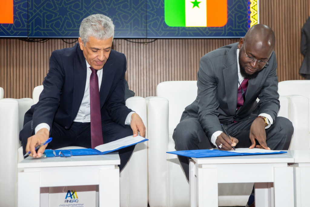 Signature d’une convention de partenariat entre l’ANEAQ et l’ANAQ-SUP du Sénégal